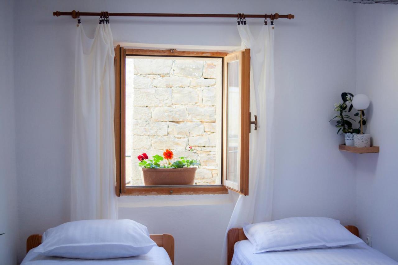 Amarilis Rooms 그로즈냔 외부 사진